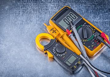Comment brancher un voltmètre ? – Voltmetre : Guide d'achat, Tests &  Comparatif